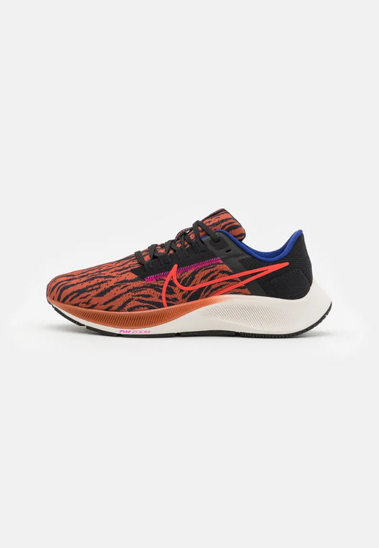 Sneakers Unisex Air Zoom Pegasus 38 - NIKE
